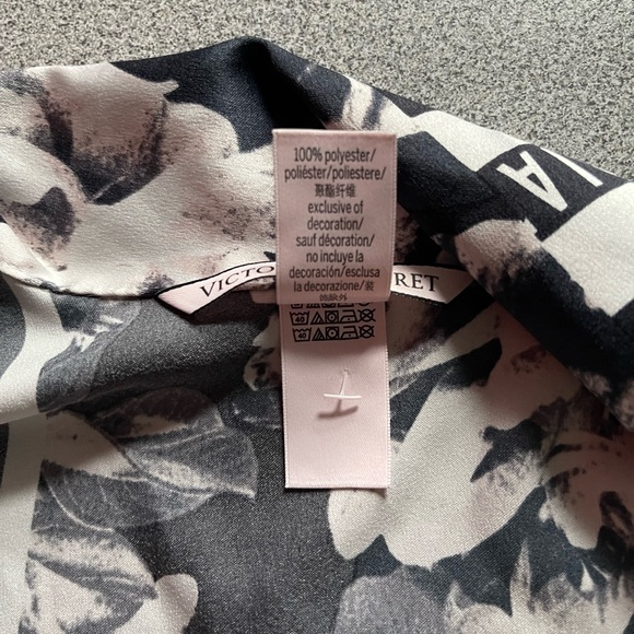 Victoria’s Secret Silky Pj Romper Size Large - Picture 7 of 15